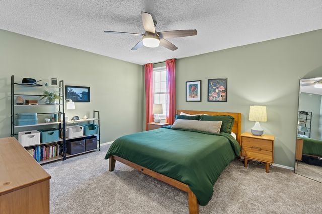 913 Coarsey Dr, Nashville, TN 37217