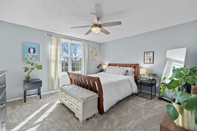 913 Coarsey Dr, Nashville, TN 37217