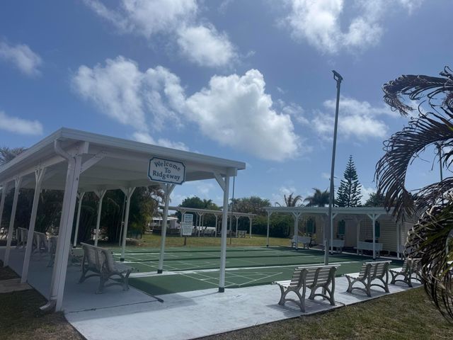 8479 SE Eagle Avenue, Hobe Sound, FL 33455