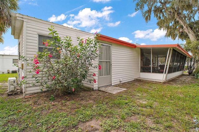 11723 MAGNOLIA AVENUE, Tavares, FL 32778