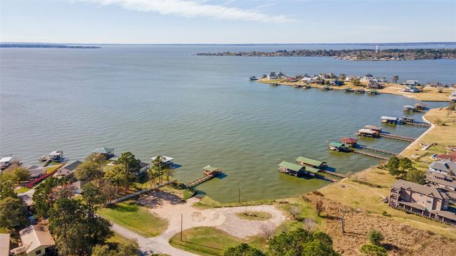 242 Pear Street, Livingston, TX 77351