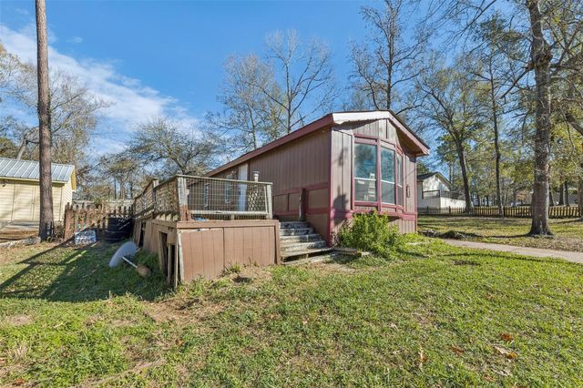 242 Pear Street, Livingston, TX 77351