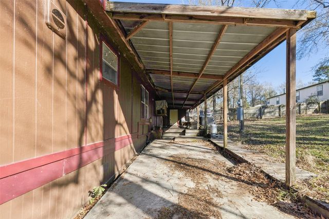 242 Pear Street, Livingston, TX 77351