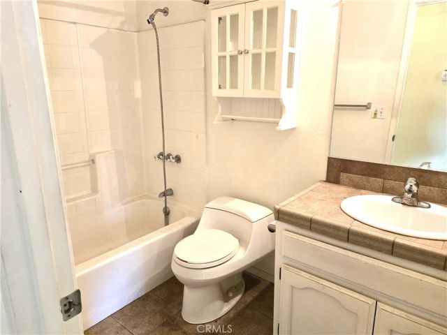 23441 Lakeview Drive, Tehachapi, CA 93581