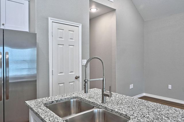 11911 Nelwood, Willis, TX 77318