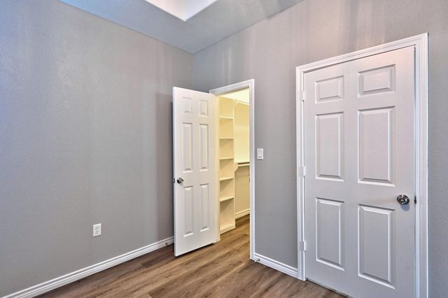 11911 Nelwood, Willis, TX 77318