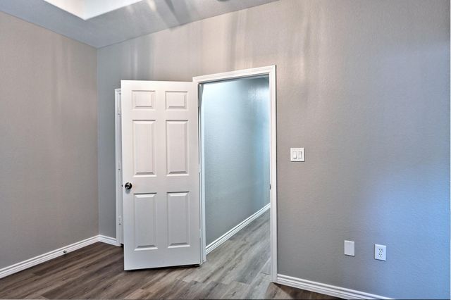 11911 Nelwood, Willis, TX 77318