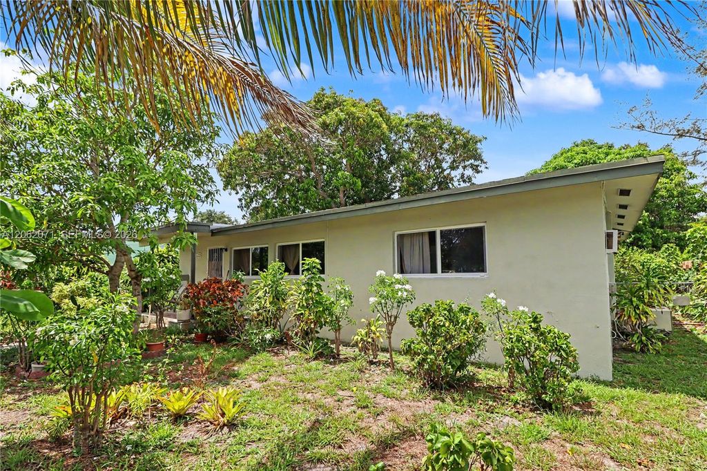 1155 NE 136th Street, North Miami, FL 33161