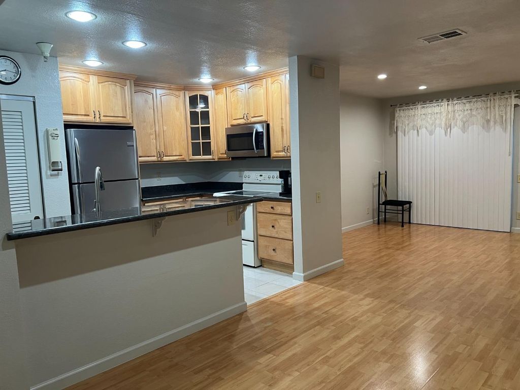 310 Hackamore Lane, Fremont, CA 94539