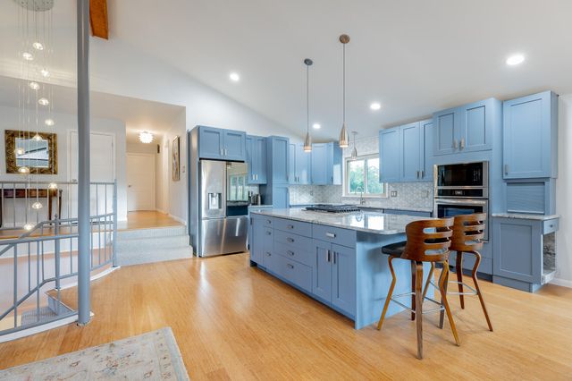 706 Timberwyck Drive, Hixson, TN 37343