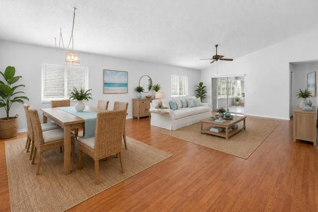 815 E 23RD AVENUE, New Smyrna Beach, FL 32169