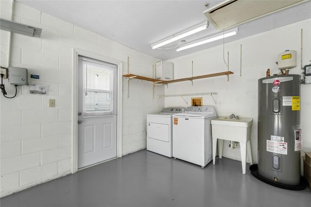 815 E 23RD AVENUE, New Smyrna Beach, FL 32169