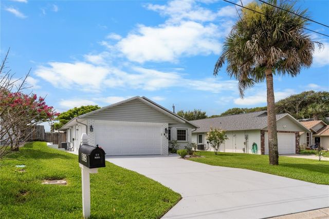 815 E 23RD AVENUE, New Smyrna Beach, FL 32169
