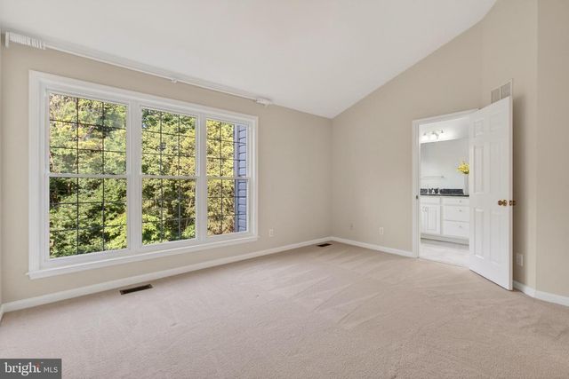 47644 SANDBANK SQ, Sterling, VA 20165