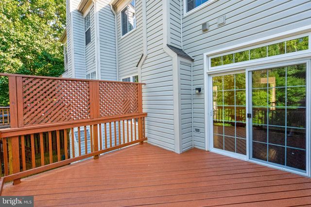 47644 SANDBANK SQ, Sterling, VA 20165