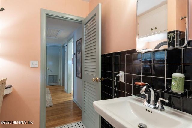 4760 ORTEGA Boulevard, Jacksonville, FL 32210