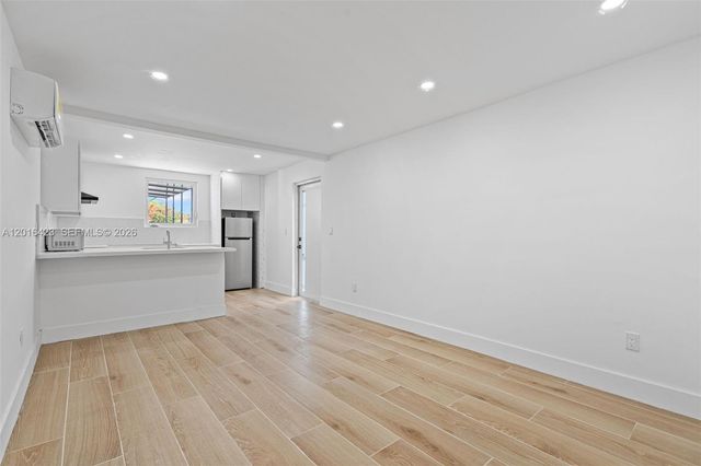 4170 SW 99th Ave, Miami, FL 33165