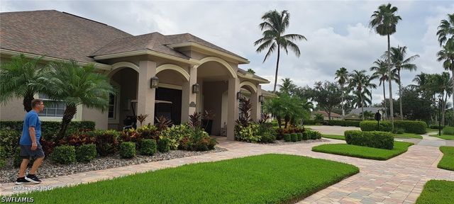 8211 Ibis Cove CIR A119, Naples, FL 34119