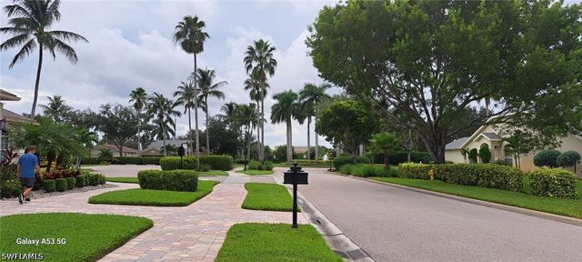 8211 Ibis Cove CIR A119, Naples, FL 34119