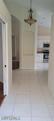 8211 Ibis Cove CIR A119, Naples, FL 34119