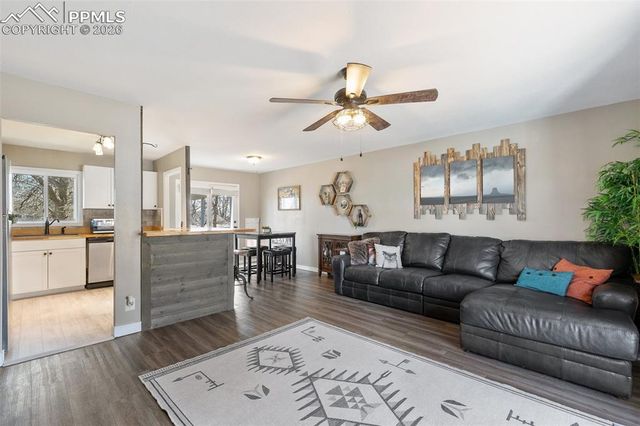 2915 Hayman Terrace, Colorado Springs, CO 80910
