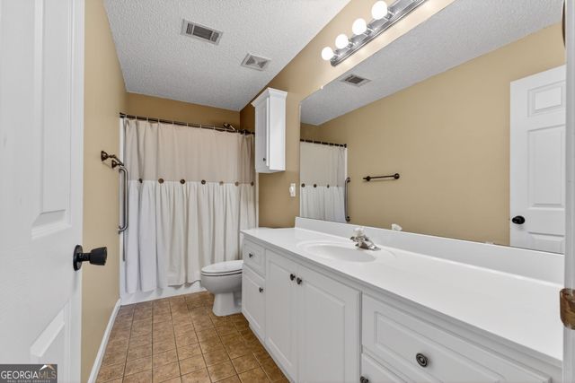 1656 Summerwoods Circle, Griffin, GA 30224