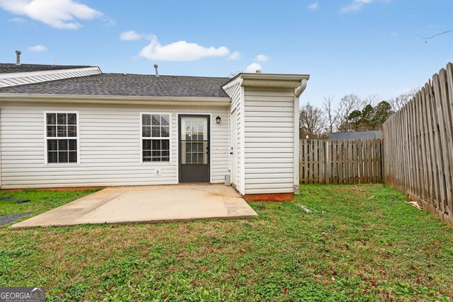 1656 Summerwoods Circle, Griffin, GA 30224