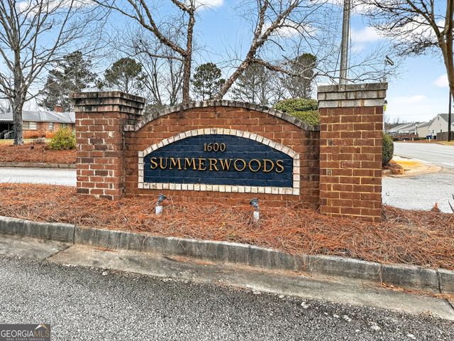 1656 Summerwoods Circle, Griffin, GA 30224