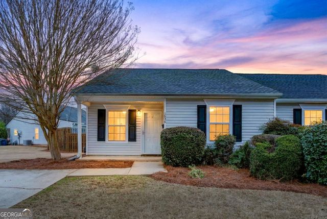 1656 Summerwoods Circle, Griffin, GA 30224