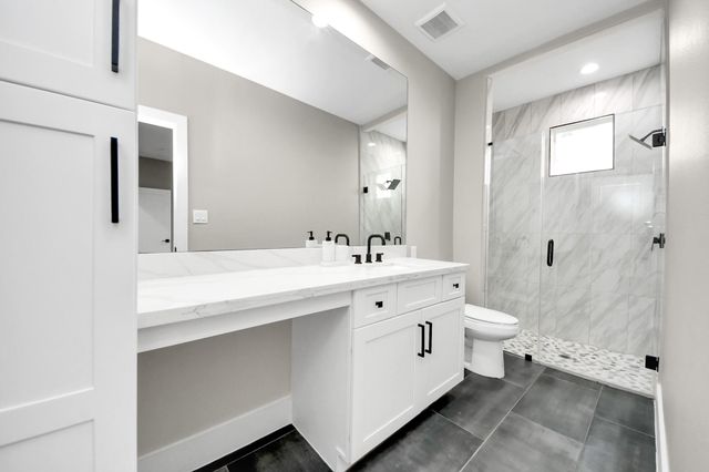 1805 Blodgett Street, Houston, TX 77004
