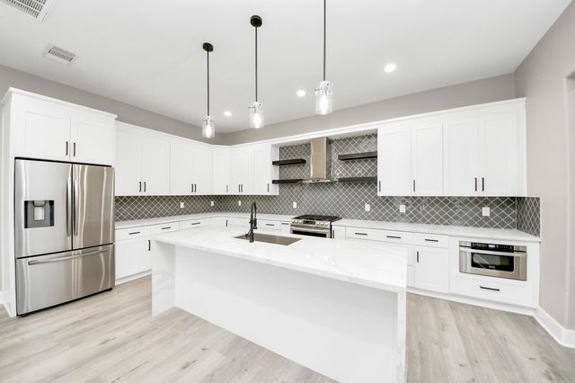 1805 Blodgett Street, Houston, TX 77004