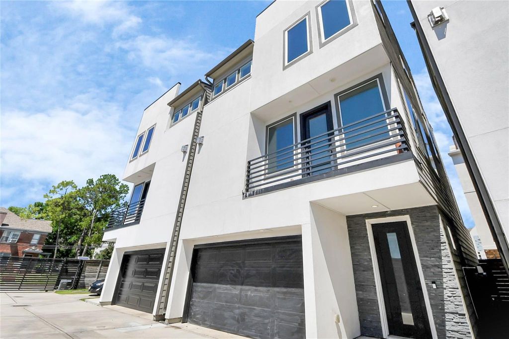 1805 Blodgett Street, Houston, TX 77004