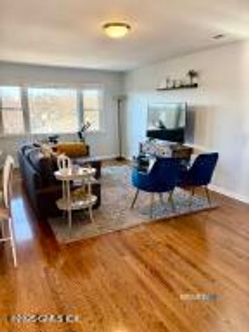 27 High Street B, Greenwich, CT 06830