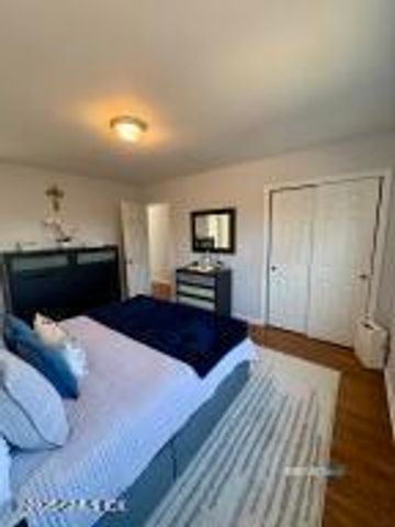 27 High Street B, Greenwich, CT 06830