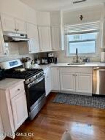 27 High Street B, Greenwich, CT 06830