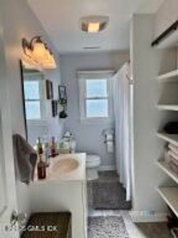 27 High Street B, Greenwich, CT 06830