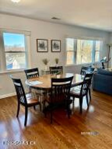 27 High Street B, Greenwich, CT 06830