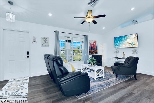 2533 SW 26th AVE, Cape Coral, FL 33914