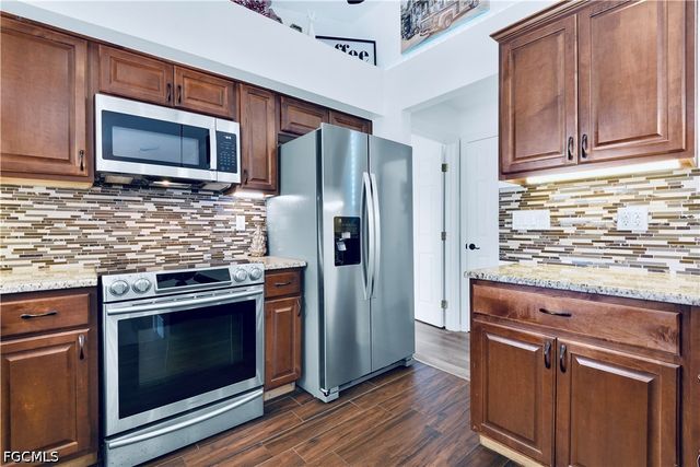 2533 SW 26th AVE, Cape Coral, FL 33914