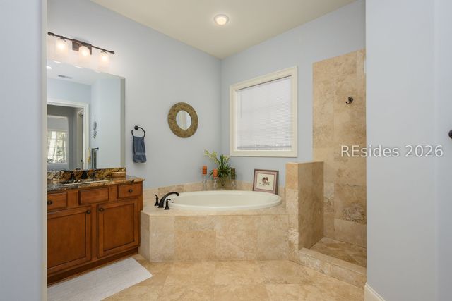 63 Toppin Dr, Hilton Head Island, SC 29926