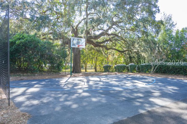 63 Toppin Dr, Hilton Head Island, SC 29926