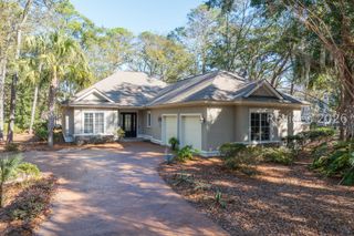 63 Toppin Dr, Hilton Head Island, SC 29926
