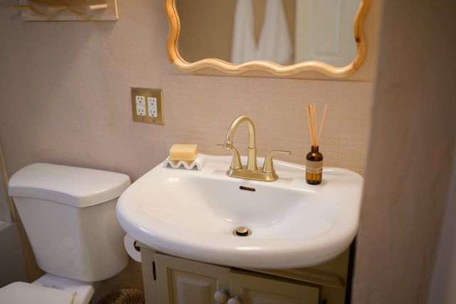 10735 Westwood Road, Felton, CA 95018