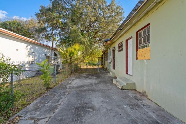 760 NE 147th Street, North Miami, FL 33161