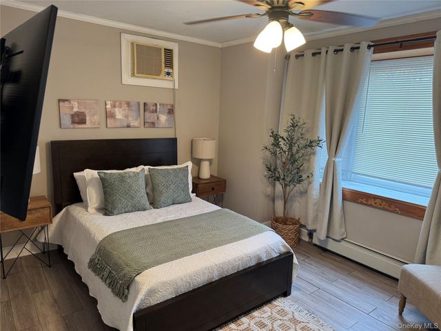 7817 64th Street, Glendale, NY 11385