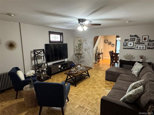 7817 64th Street, Glendale, NY 11385