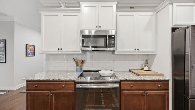 555 Deer Valley Drive, Hixson, TN 37343