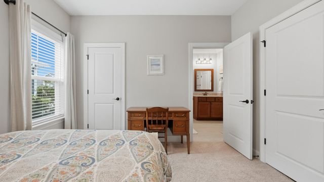 555 Deer Valley Drive, Hixson, TN 37343