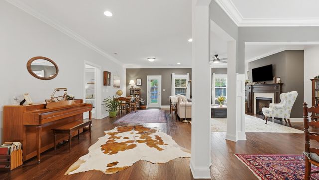 555 Deer Valley Drive, Hixson, TN 37343