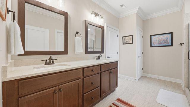 555 Deer Valley Drive, Hixson, TN 37343